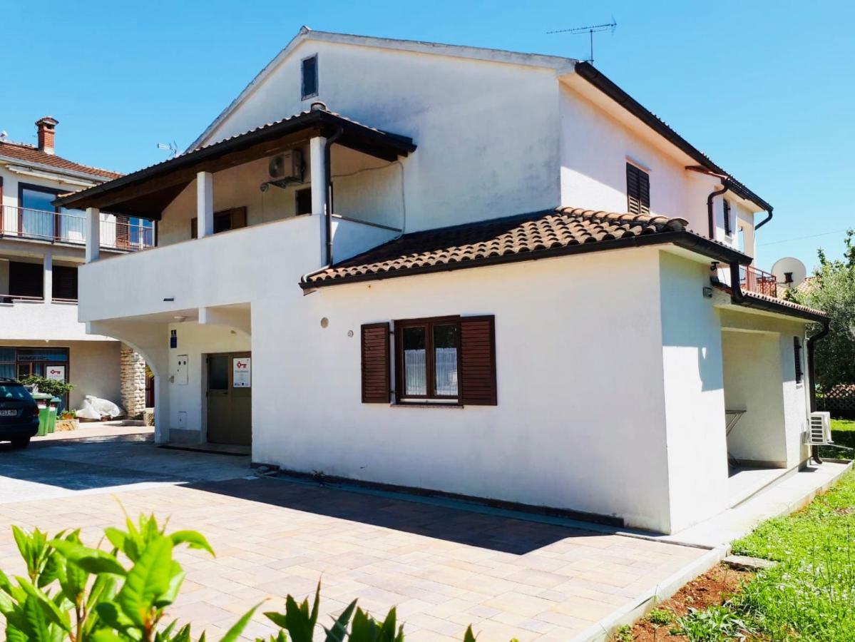 Villa Aleksandar Porec Luaran gambar